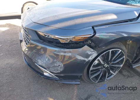 2025 Honda Accord Hybrid Touring z USA, uszkodzony, nr VIN 1HGCY2F8XSA039188